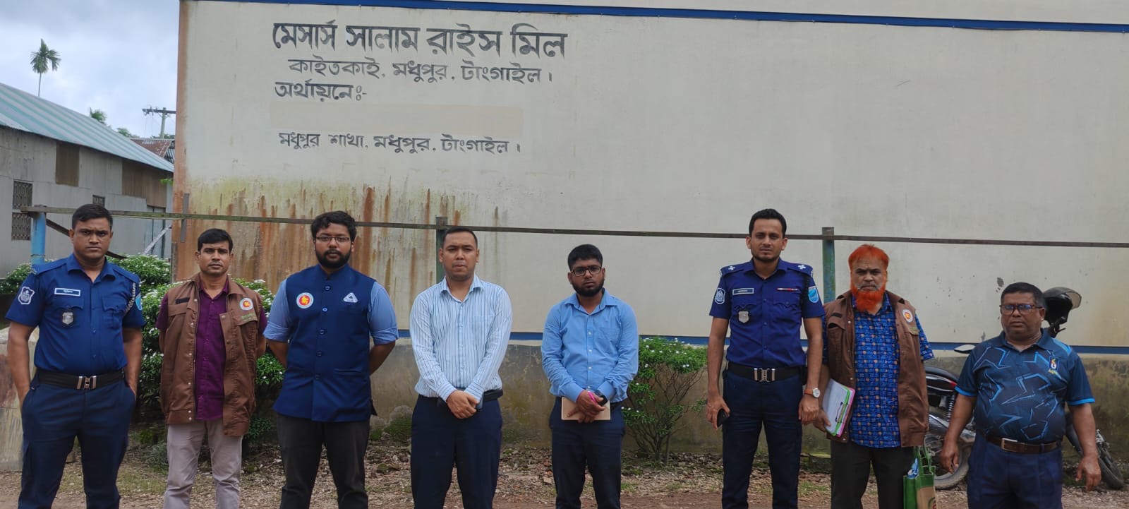 মধুপুরে ভ্রাম্যমান আদালতের মাধ্যমে তিন প্রতিষ্ঠানকে ১ লাখ ৬০ হাজার টাকা